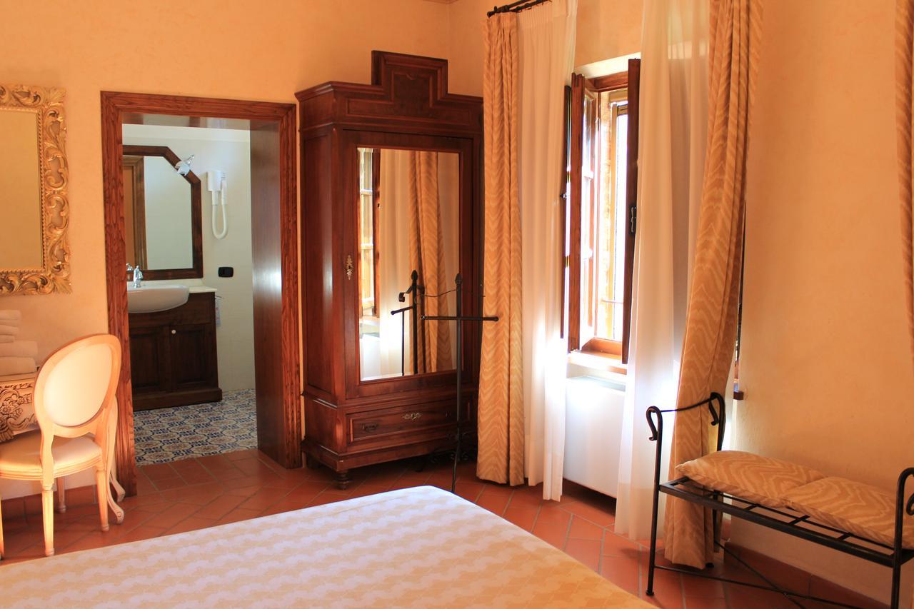 Il Colombaio Winery & Rooms Monteriggioni Exterior foto