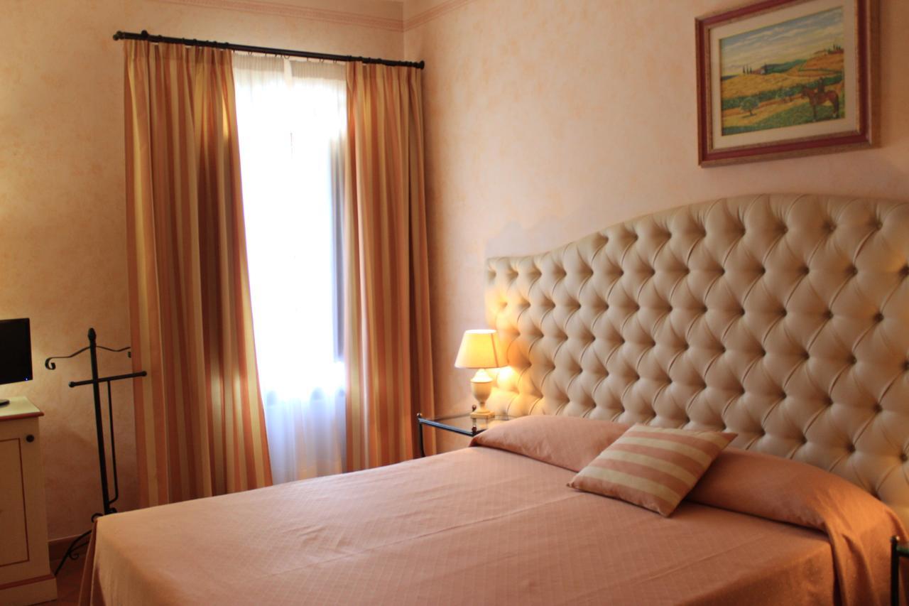 Il Colombaio Winery & Rooms Monteriggioni Exterior foto