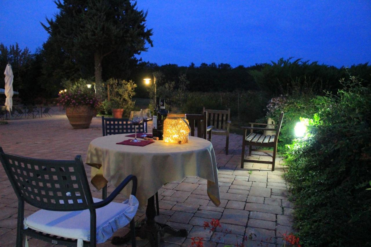 Il Colombaio Winery & Rooms Monteriggioni Exterior foto